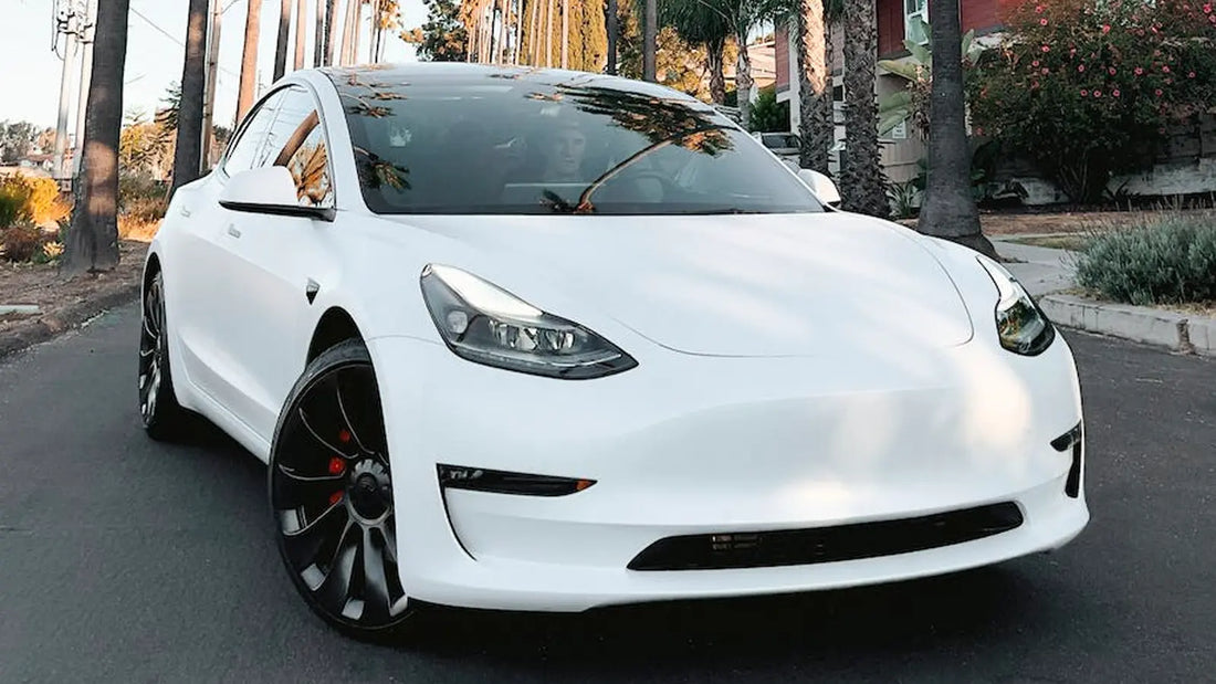 Redefining the Cockpit: Why the Yoke is the Ultimate Ergonomic Companion for Tesla FSD