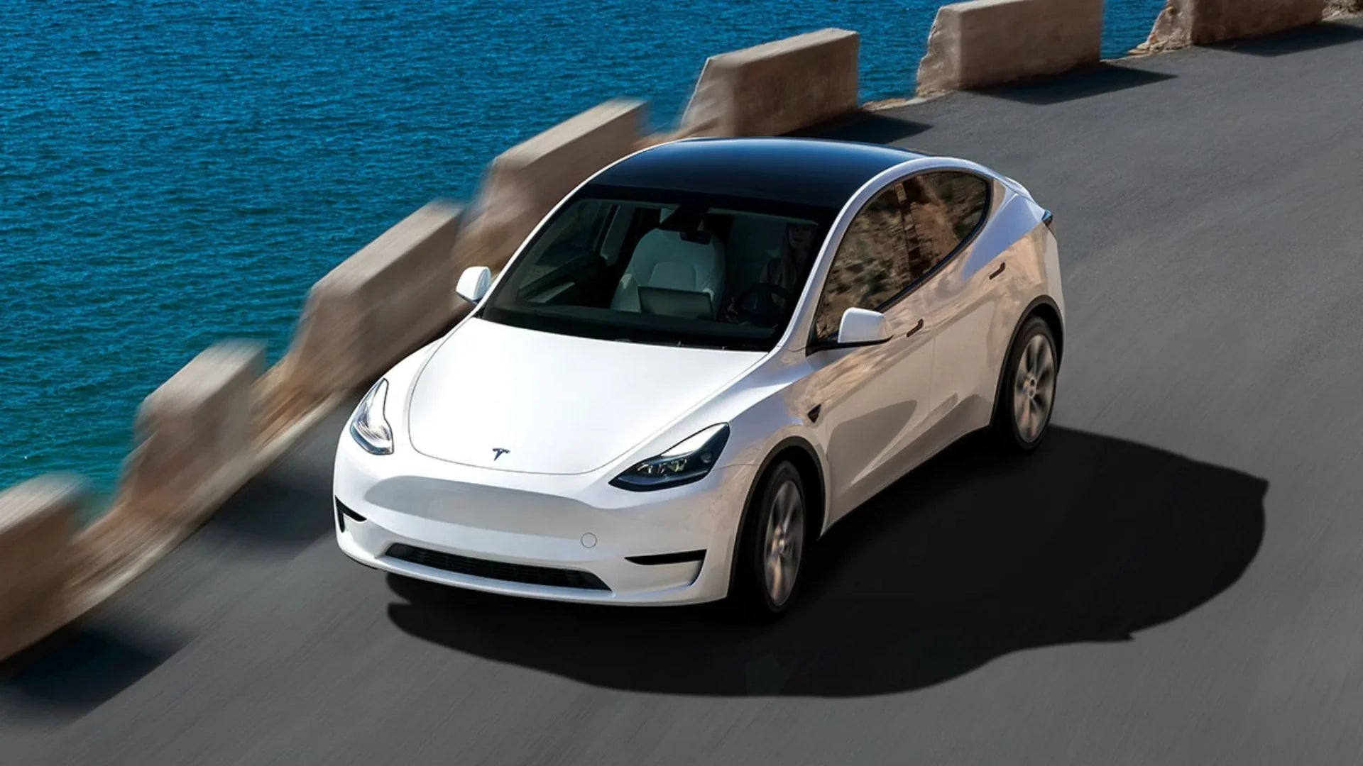 Beyond the Main Screen: Why Your Tesla Needs a Dedicated FSD Dashboard in 2026