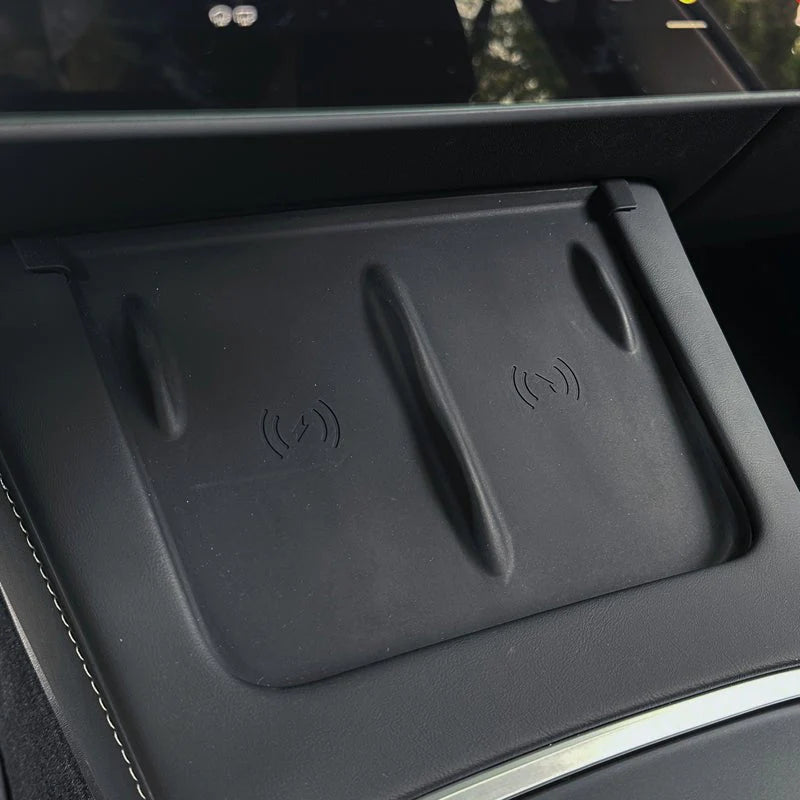 Center Wireless Charging Pad for Tesla Model 3 Highland / Model Y Juniper