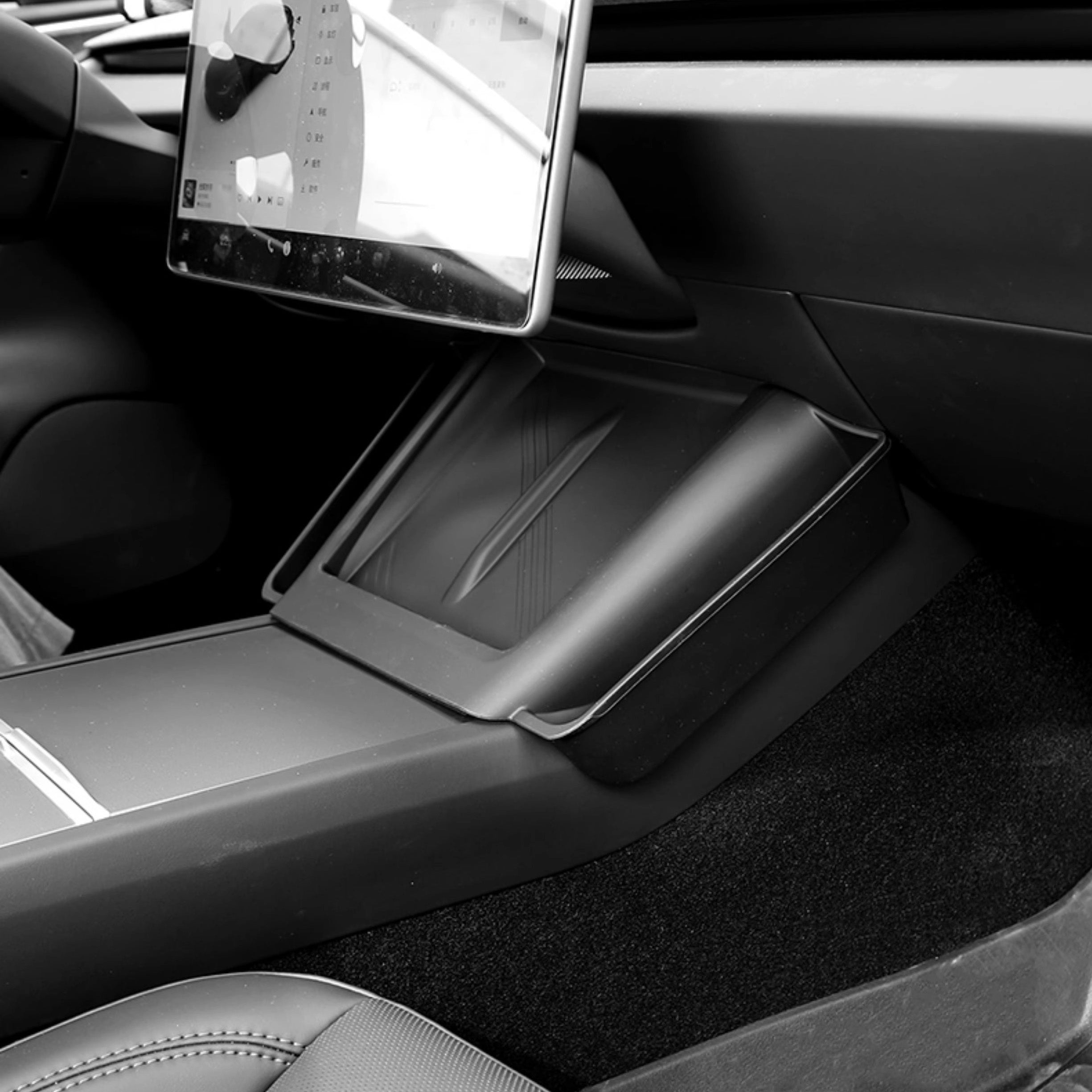 Center Console Wireless Charging Pad with Side Pockets For Tesla Model 3 Highland & Model Y Juniper