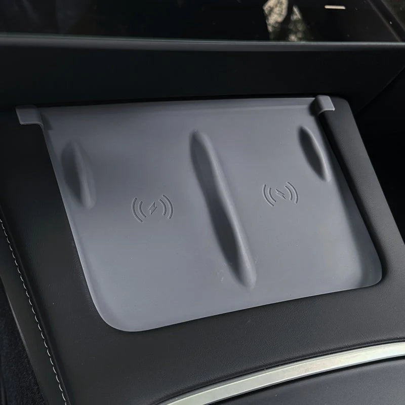 Center Wireless Charging Pad for Tesla Model 3 Highland / Model Y Juniper