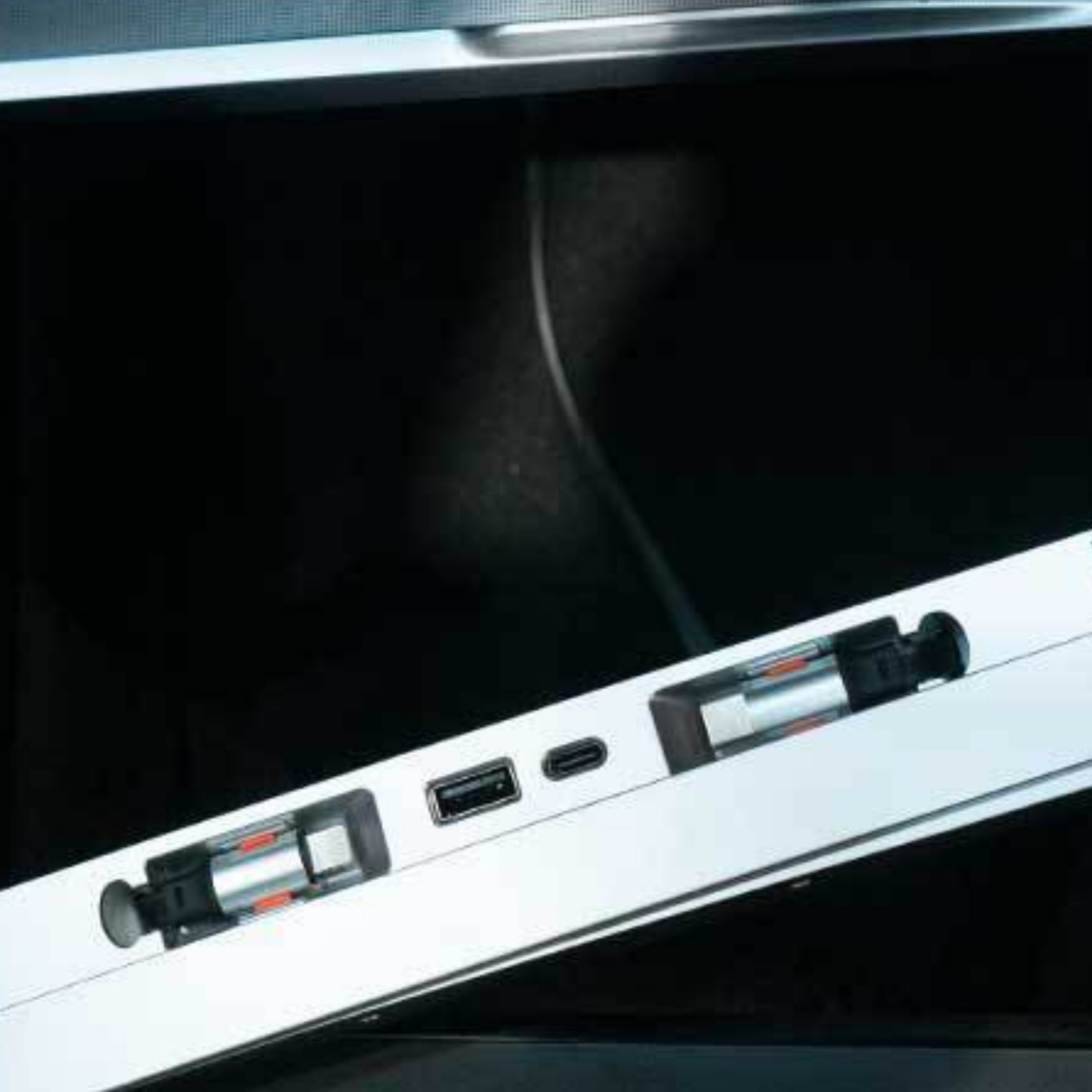 CUTIM Center Console USB Hub Docking Station for Tesla Model 3 Highland & New Model Y